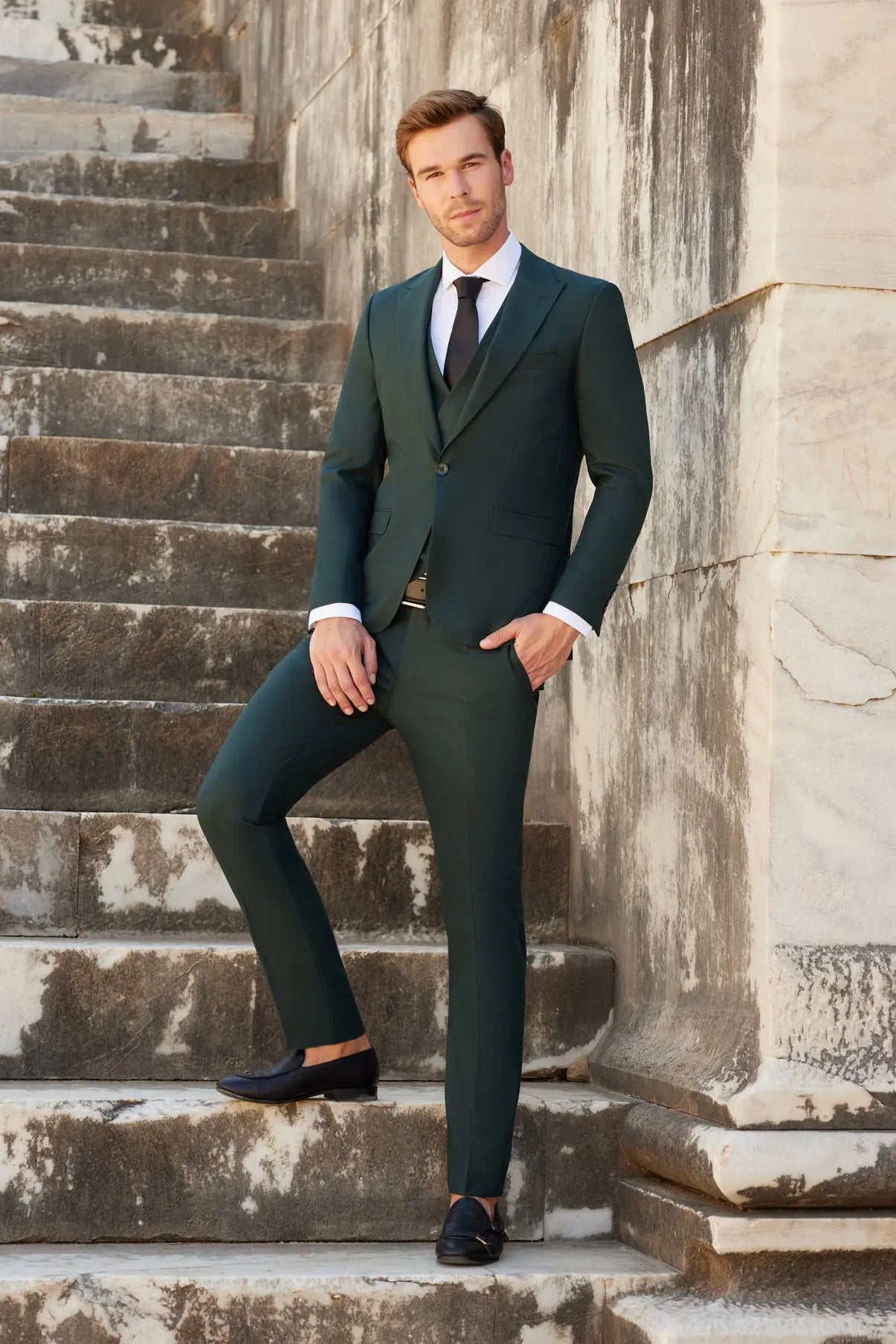 Olive Grove Suit Stylish Slim Fit Three Piece Suit for Men Olive Grove Suit Stylish Slim Fit Three Piece Suit for Men