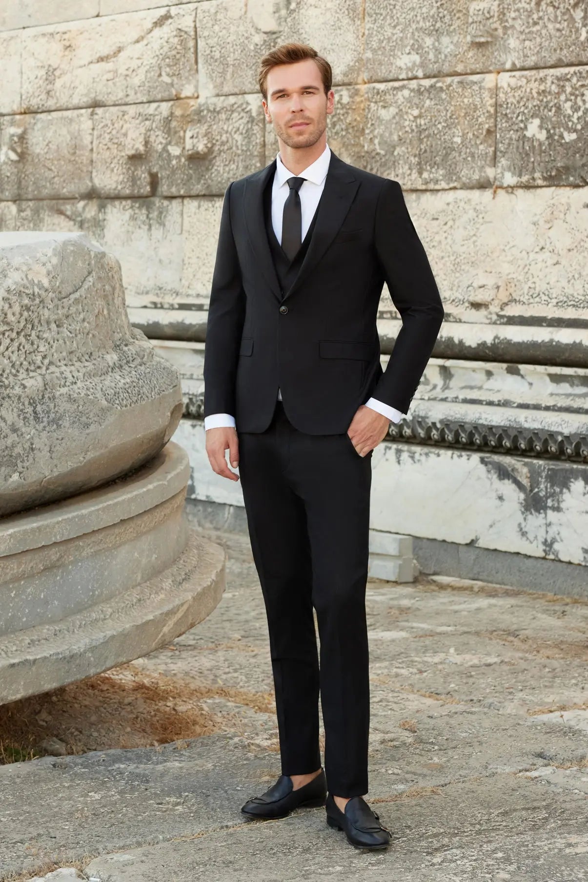 Midnight Elegance Slim Fit Black Three Piece Suit Men's Style 46UK - 56EU / Black / Slim Fit