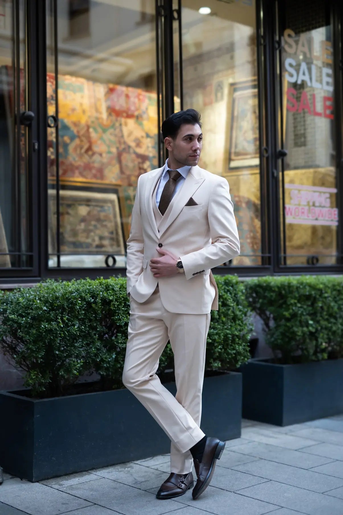 Broadway Slim Fit Cream Men's Three Piece Modern Suit - Novo Suit
