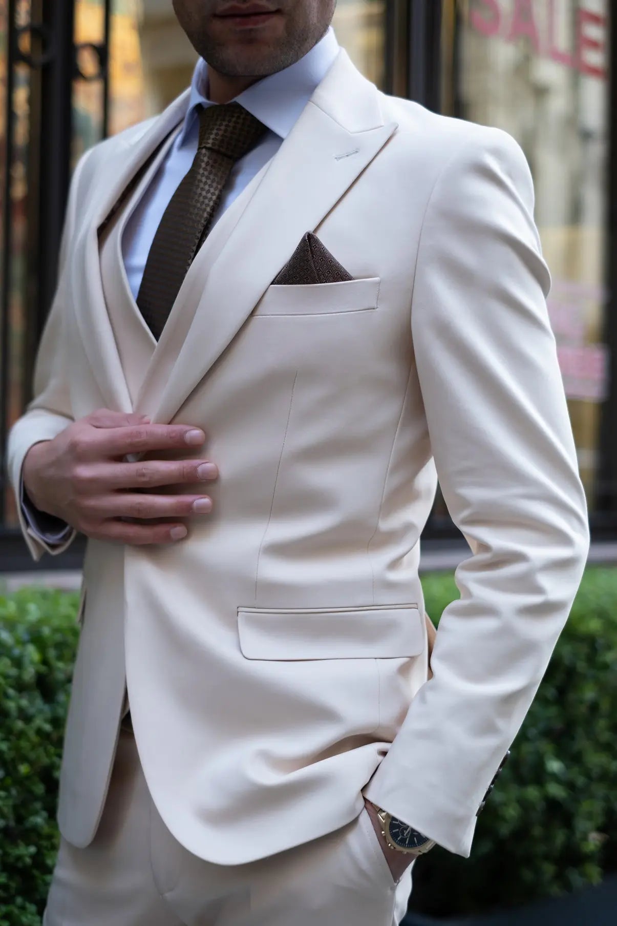 Broadway Slim Fit Cream Men's Three Piece Modern Suit - Novo Suit