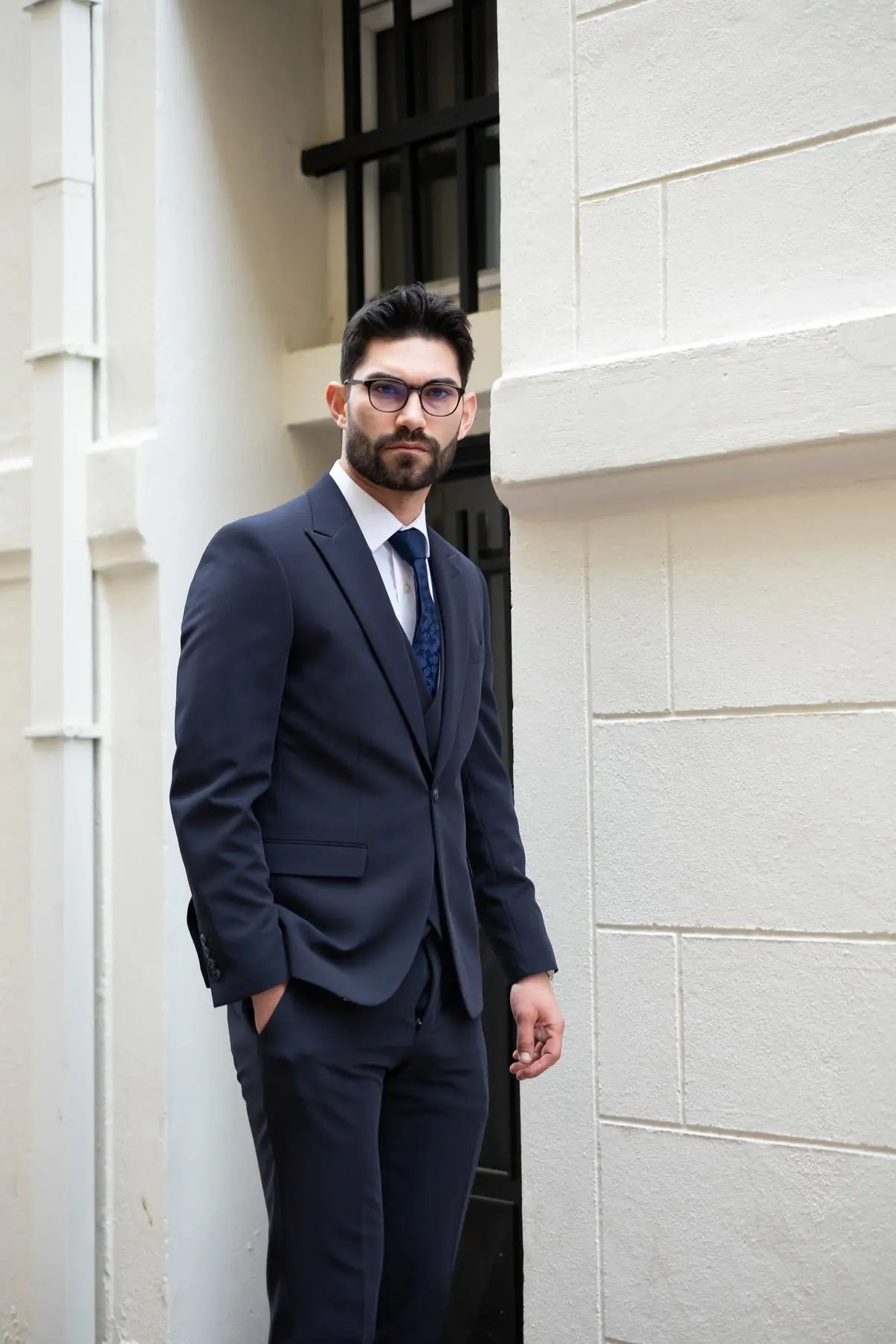 Shadow Slim Fit Navy Blue Men's Three Piece Suit - Novo Suit