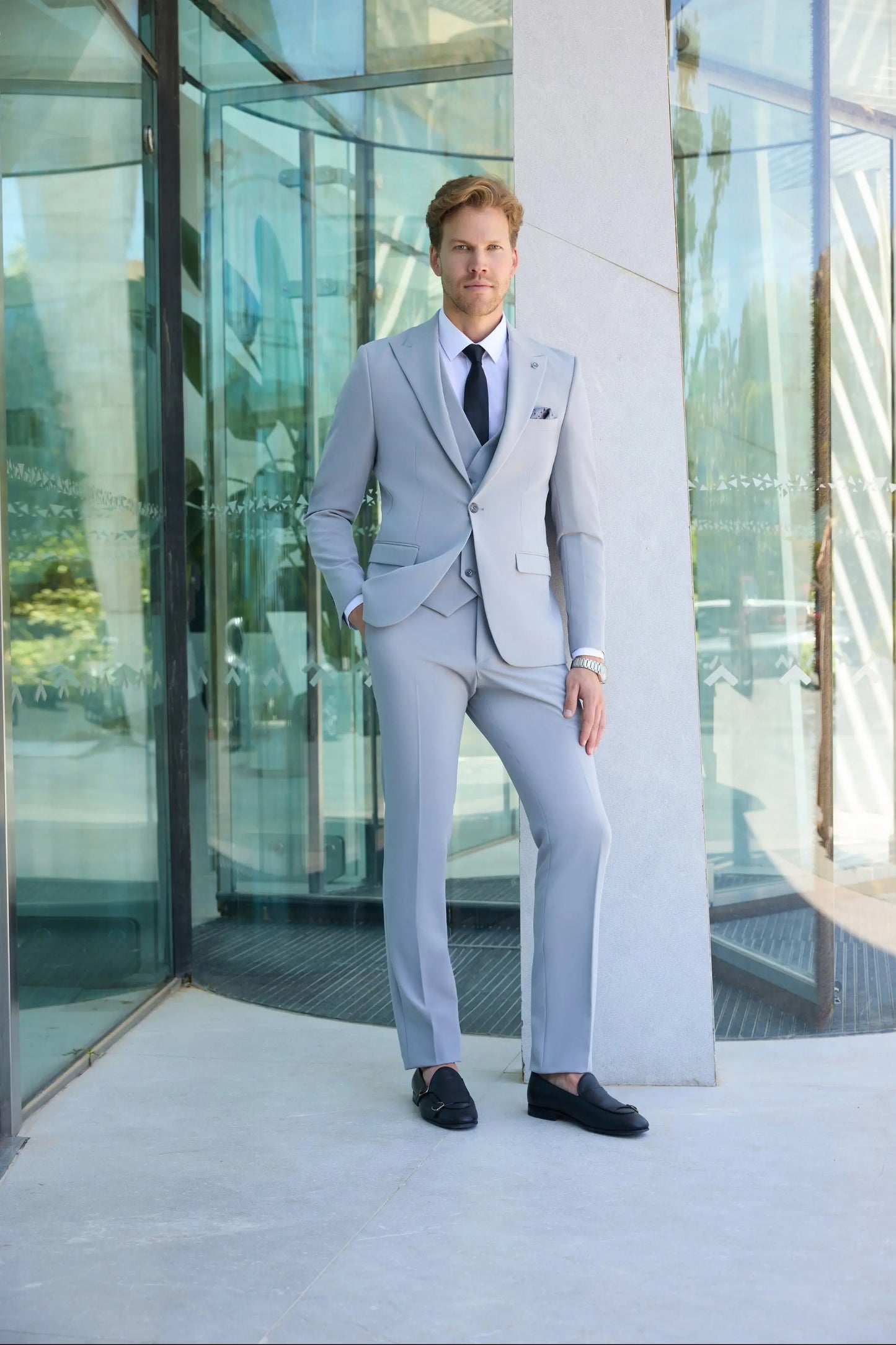 Cambridge Slim Fit Men's Three Piece Suit Novo Suit